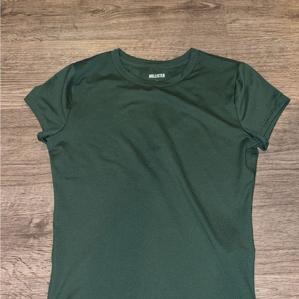 Hollister Tee